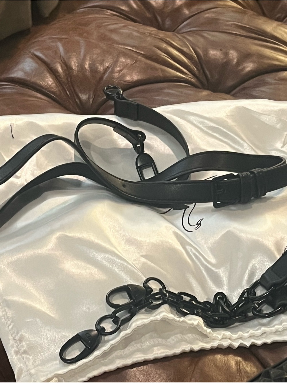 Inspired Joy east west Top-Handle Women's Bag with 2 straps. Excellent condition - Picture 8 of 10